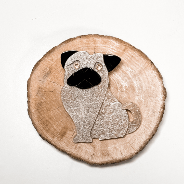 101buldogow-broszka-mops.png